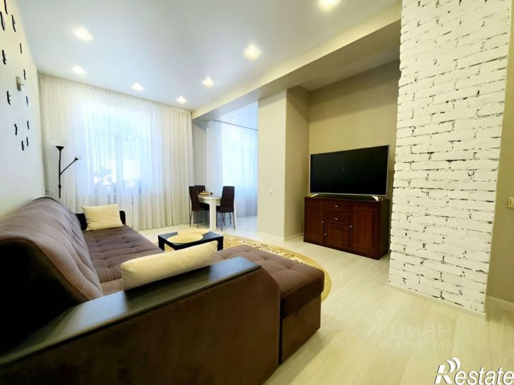 2-комн квартира Коммунистический проспект, 37,  д. 37