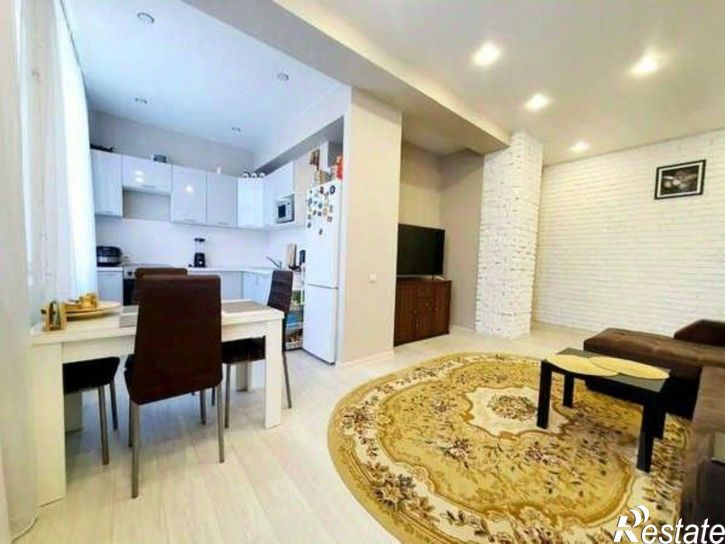 2-комн квартира Коммунистический проспект, 37,  д. 37