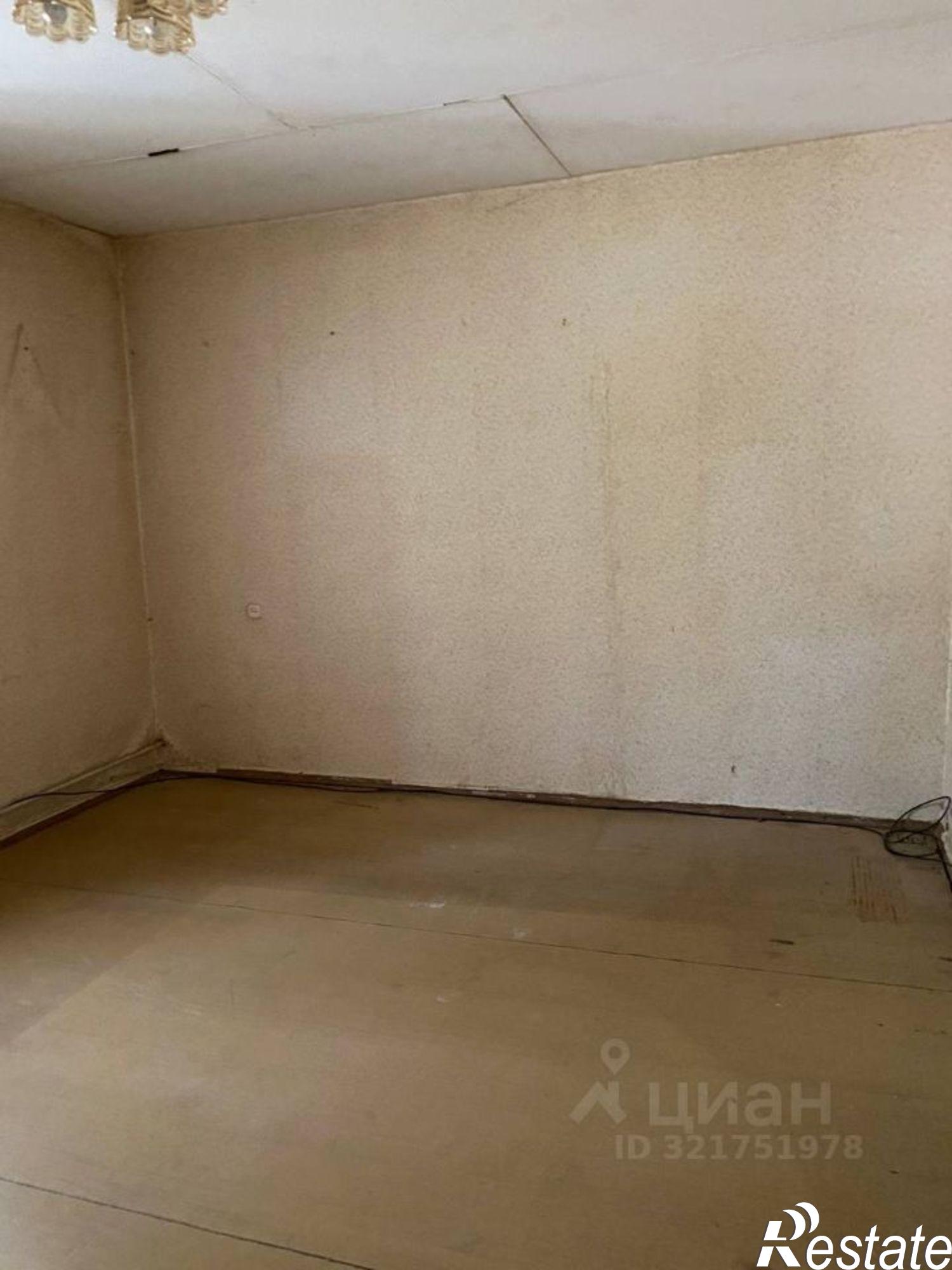 Купить комнату за 719 000 рублей на Первомайская улица, 18