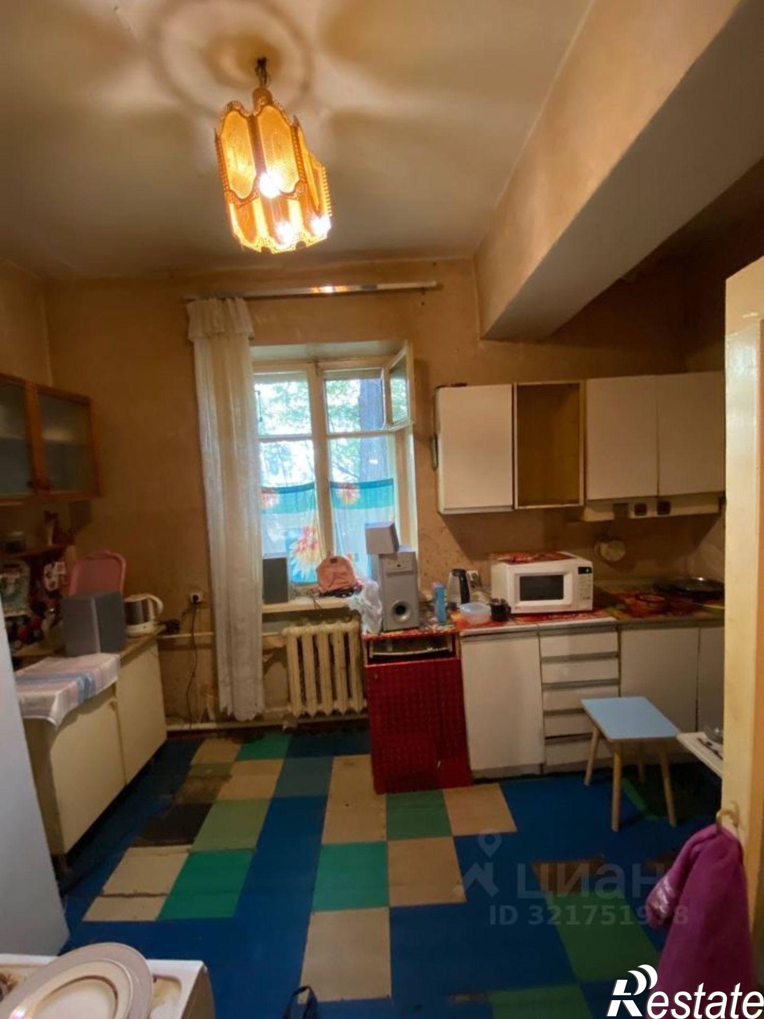 Купить комнату за 719 000 рублей на Первомайская улица, 18