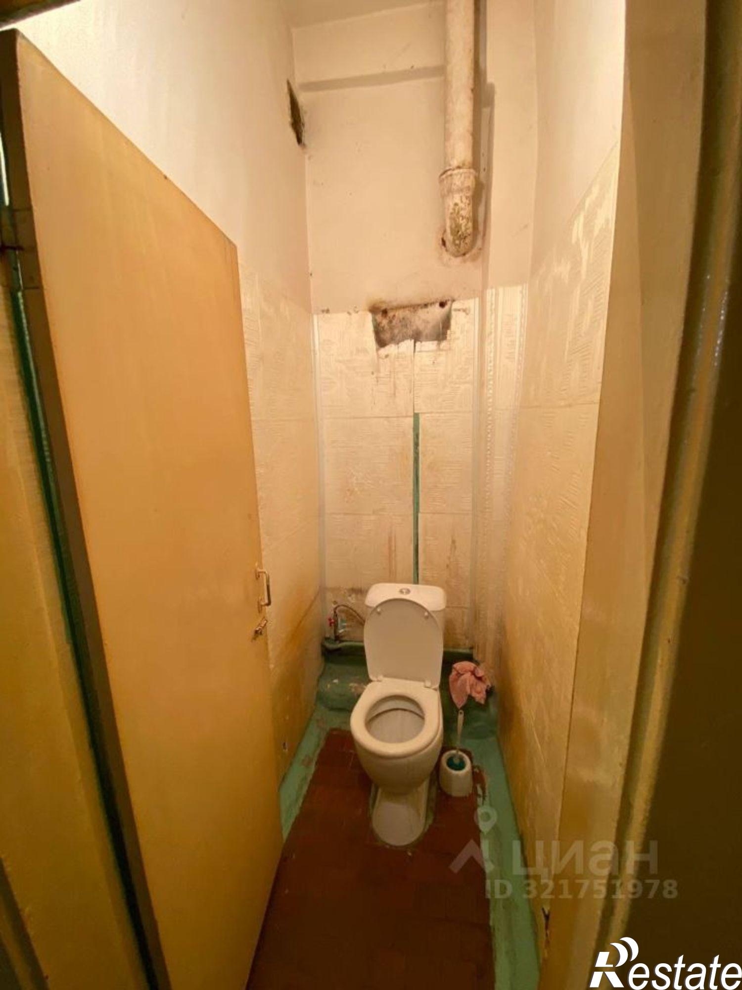 Купить комнату за 719 000 рублей на Первомайская улица, 18