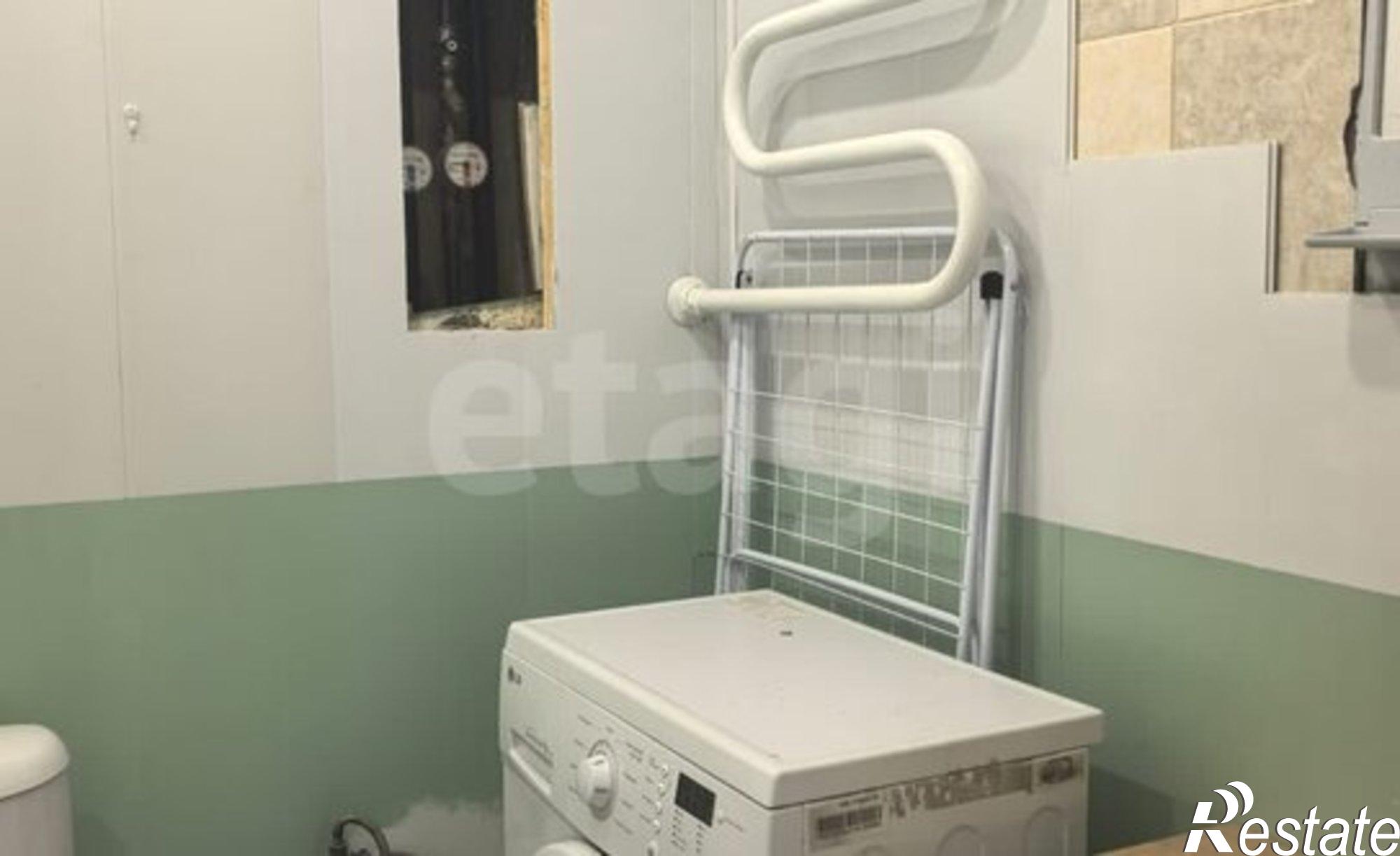 Купить квартиру за 2 300 000 рублей на улица Калинина, 97