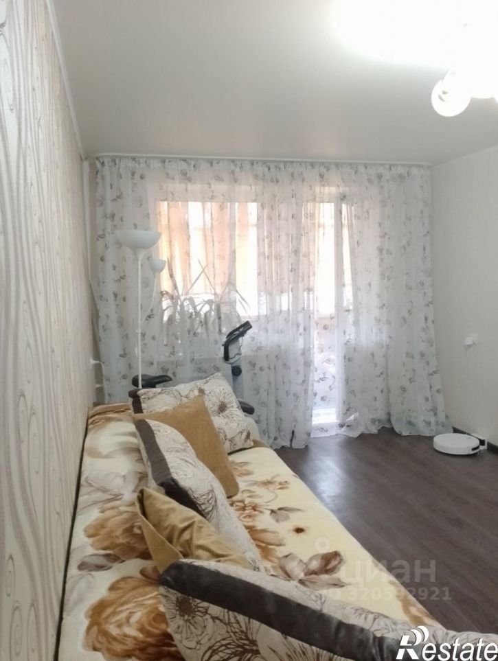 3-комн квартира улица Ленина, 100,  д. 100