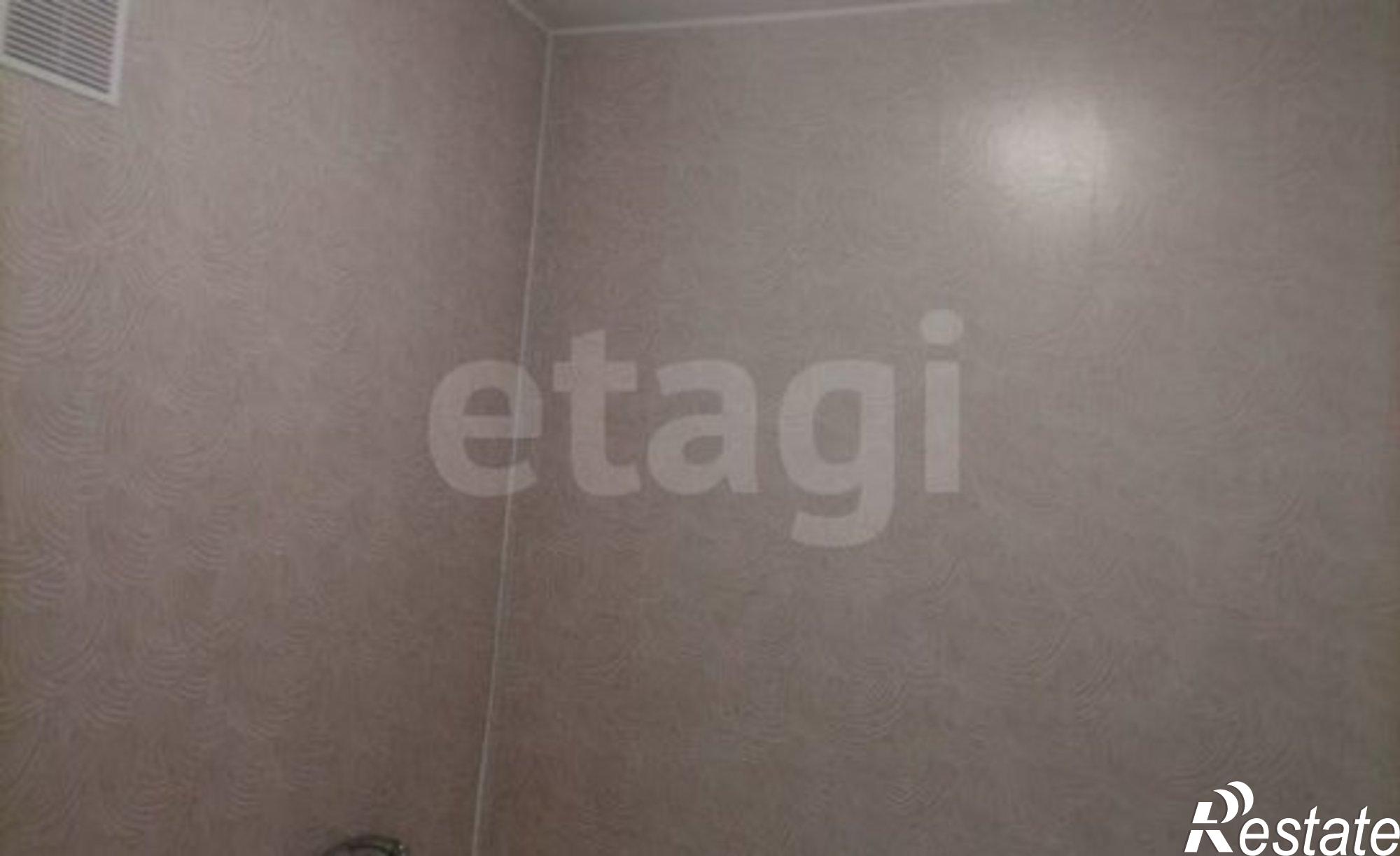 Купить квартиру за 2 450 000 рублей на улица Калинина, 48