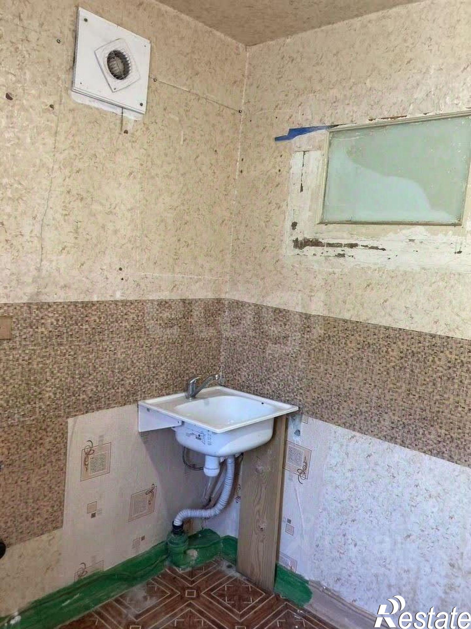 Купить квартиру за 2 200 000 рублей на улица Строителей, 21