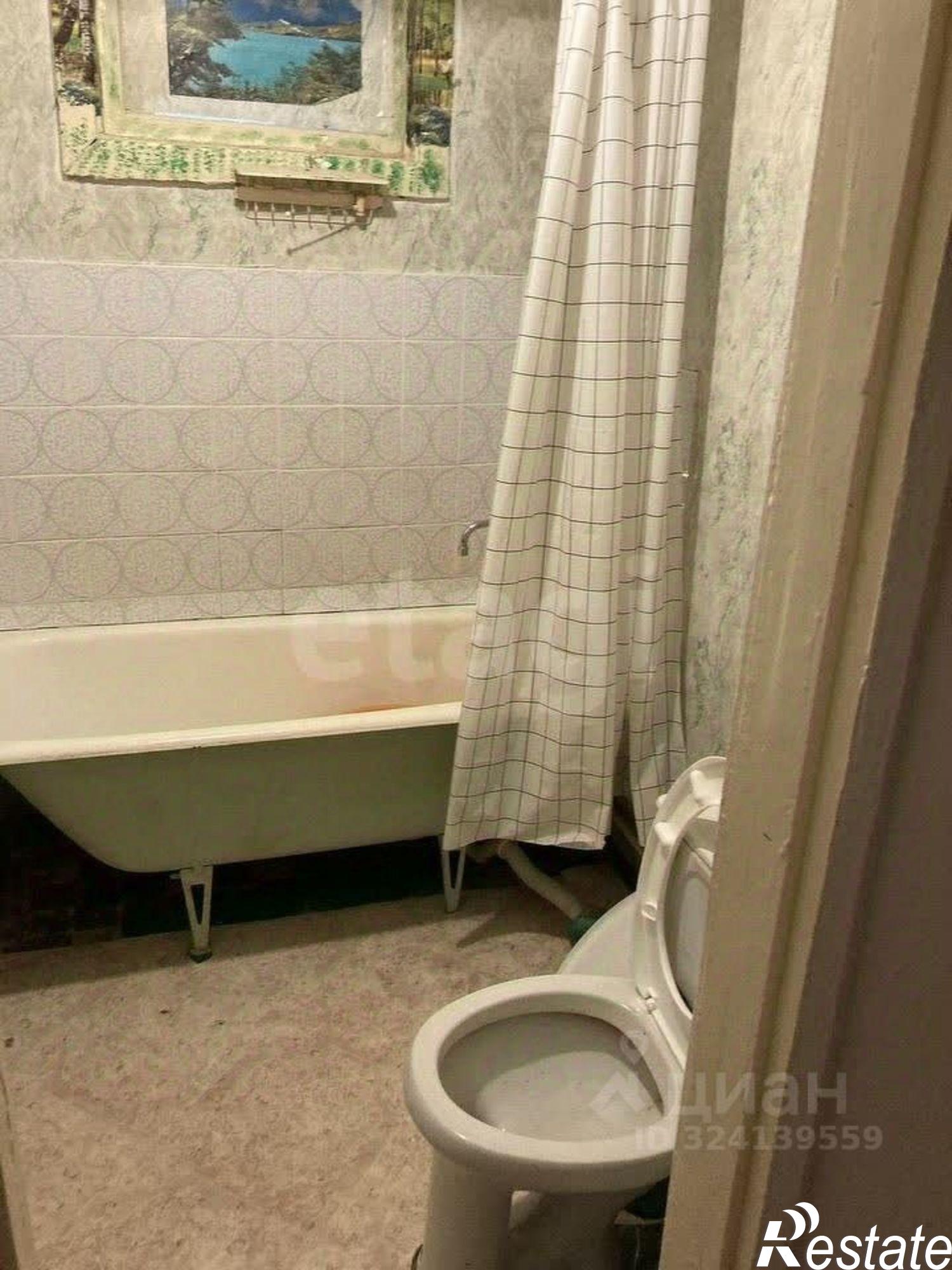 Купить квартиру за 2 200 000 рублей на улица Строителей, 21