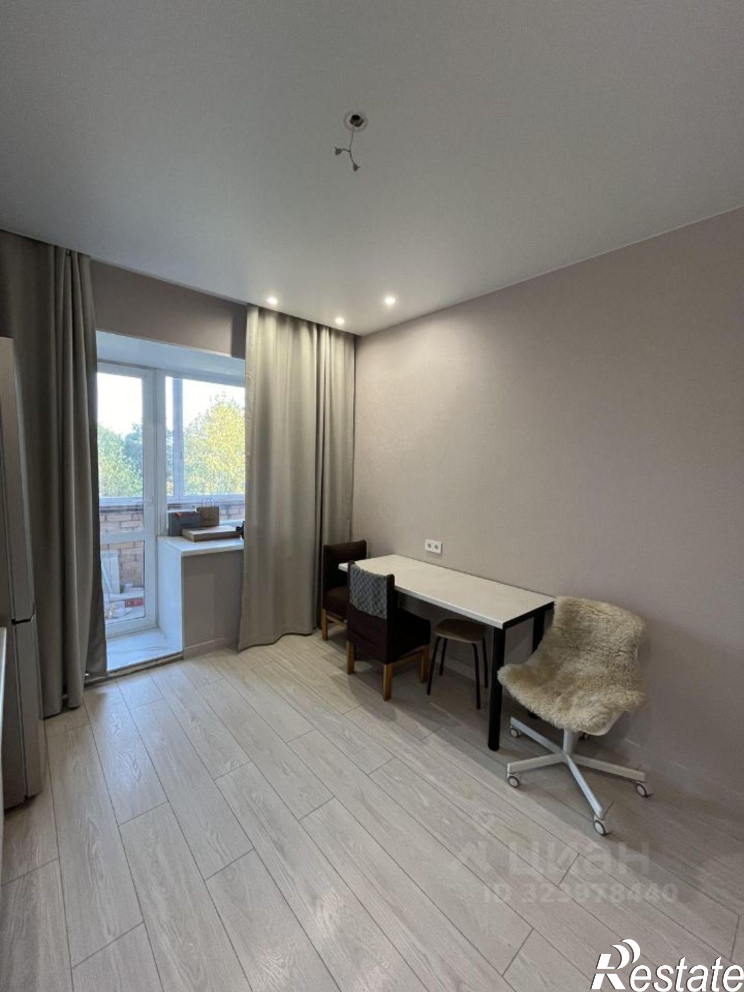 Сдать квартиру за 27 000 рублей на Ленинградская улица, 30