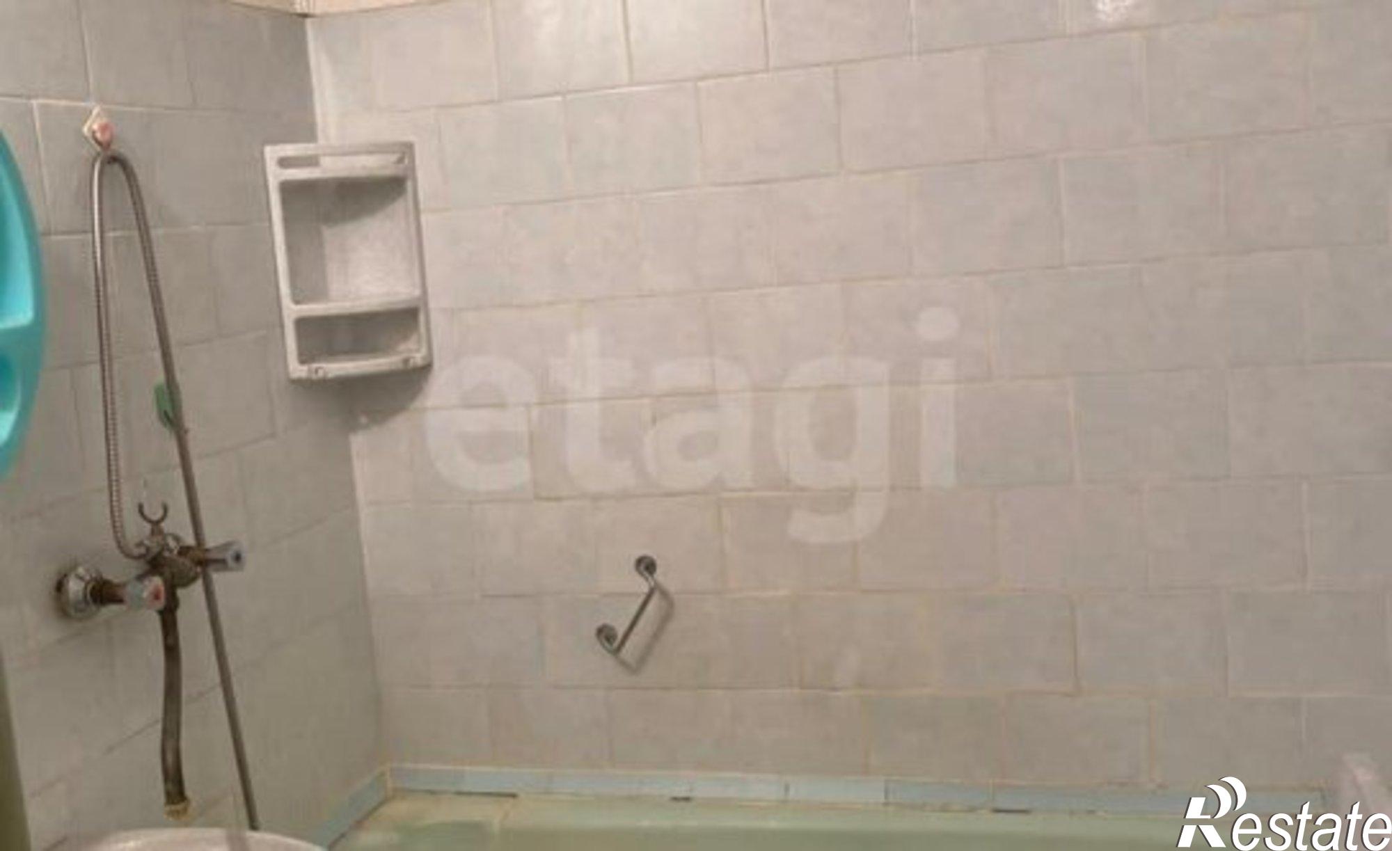 Купить квартиру за 4 400 000 рублей на улица Калинина, 86