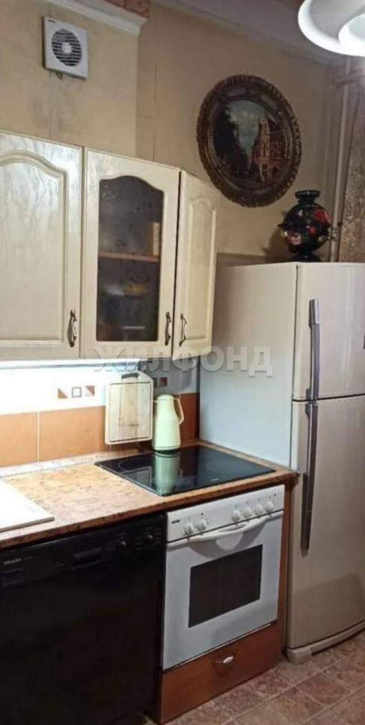 2-комн квартира Горького улица, д.10