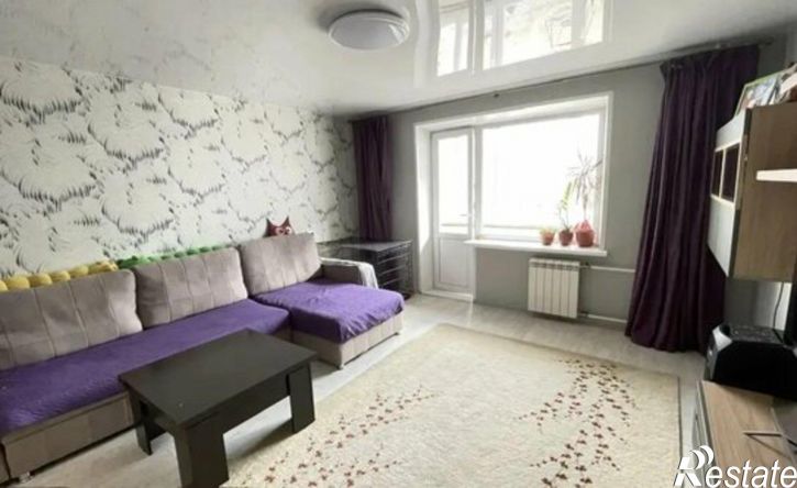 4-комн квартира улица Калинина, 131,  д. 131