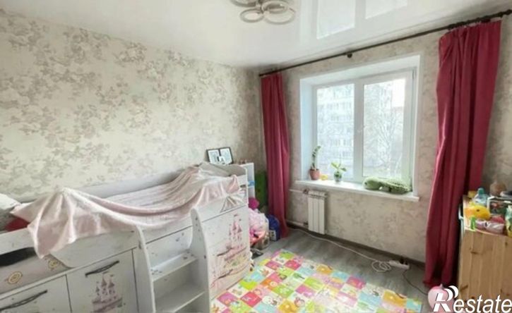 4-комн квартира улица Калинина, 131,  д. 131