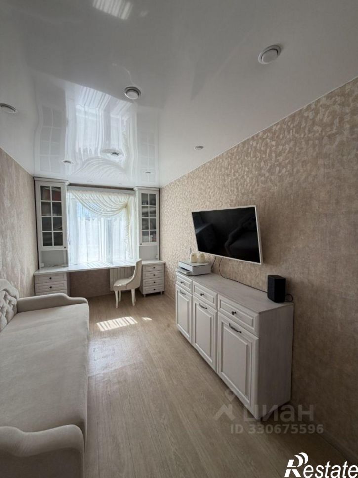 2-комн квартира улица Калинина, 52А,  д. 52А