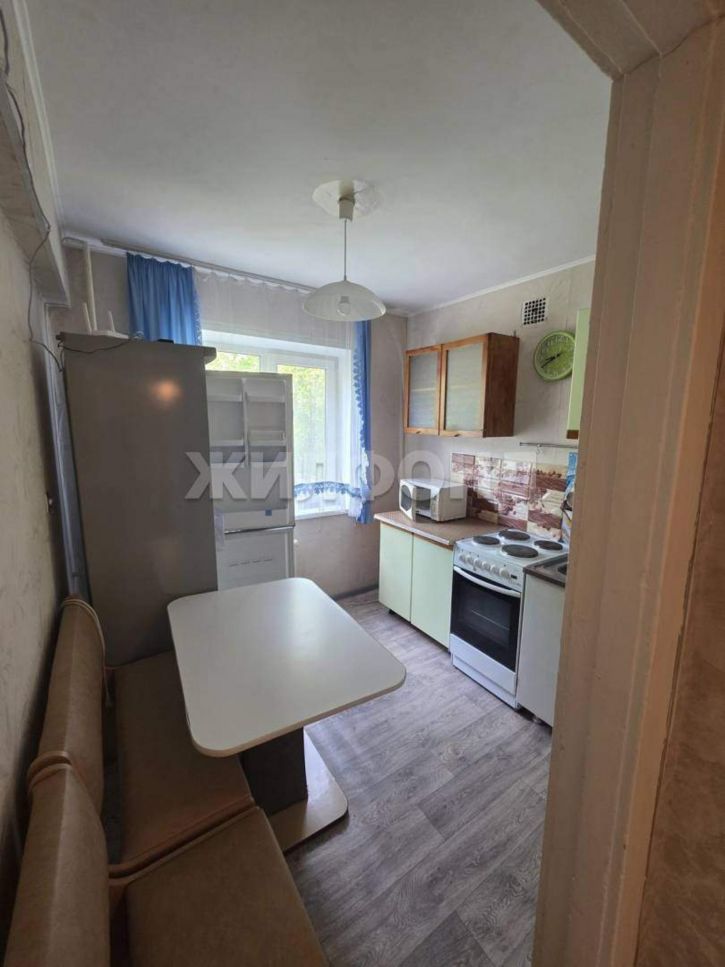 1-комн квартира Строителей улица, д.35