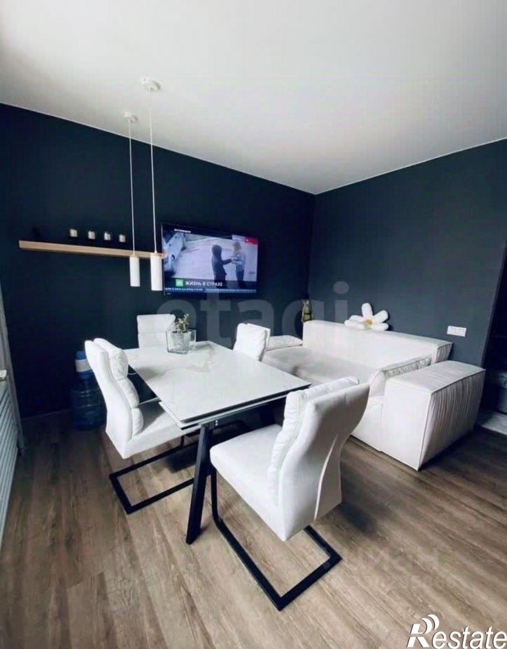 2-комн квартира улица Славского, 24,  д. 24