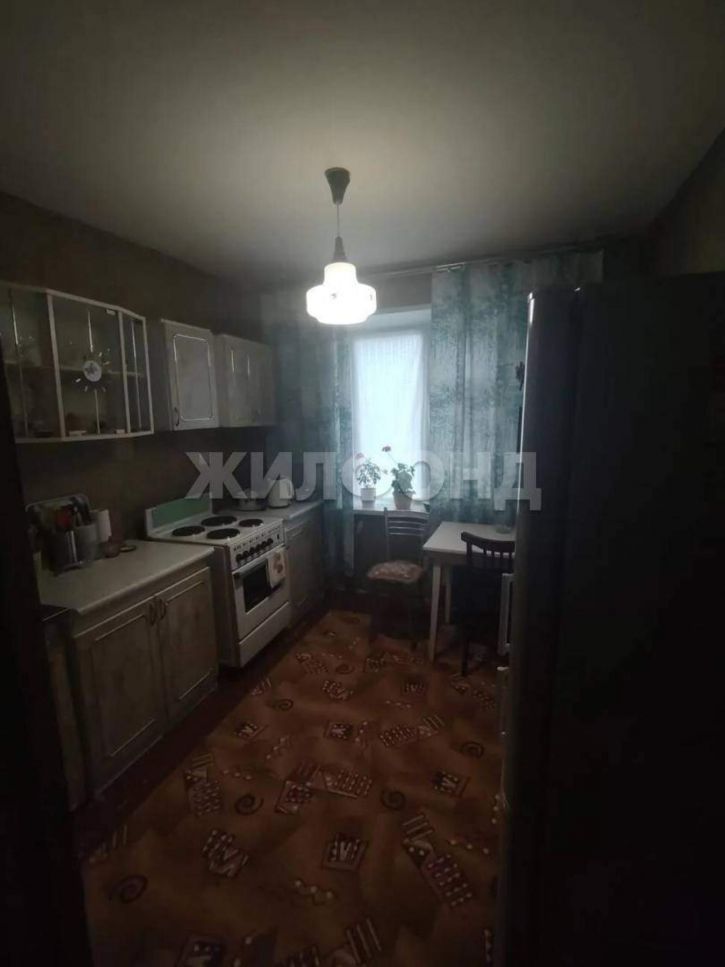 2-комн квартира Калинина улица, д.100