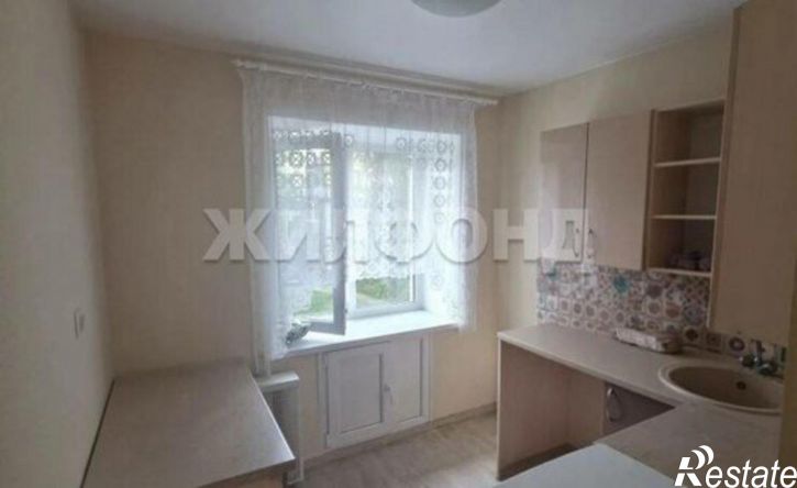 2-комн квартира улица Крупской, 10,  д. 10
