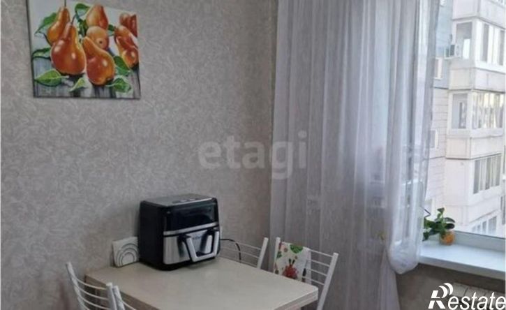 4-комн квартира улица Калинина, 133,  д. 133