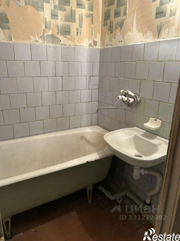 2-комн квартира Коммунистический пр-кт, 122,  д. 122