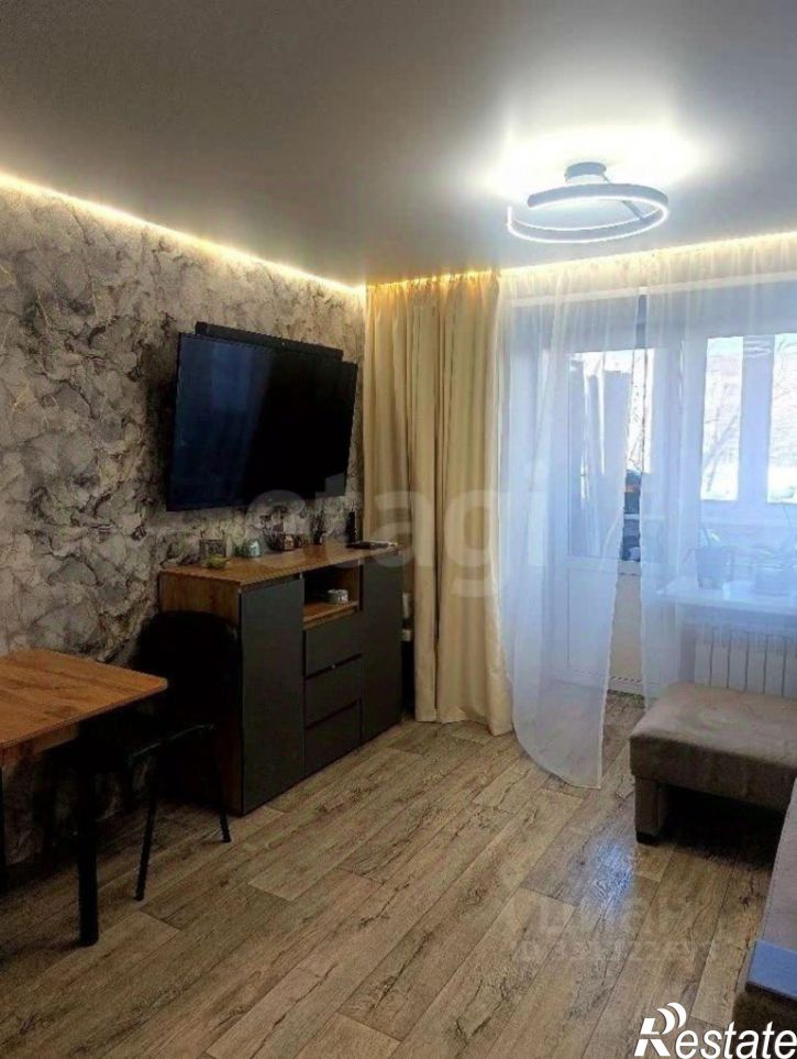 2-комн квартира Коммунистический проспект, 122,  д. 122