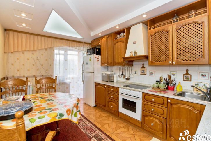 3-комн квартира ул Курчатова, 38А,  д. 38А