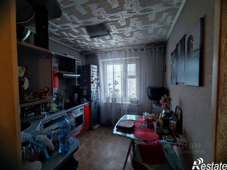 3-комн квартира ул Калинина, 100,  д. 100