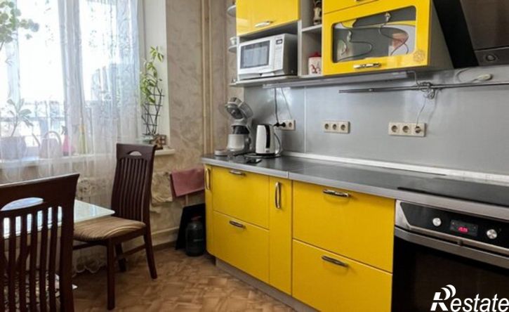 3-комн квартира ул Калинина, 137,  д. 137