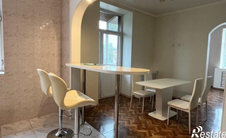 4-комн квартира ул Леонтичука, 6,  д. 6