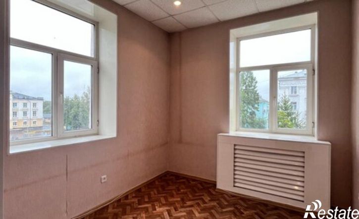 4-комн квартира ул Леонтичука, 6,  д. 6