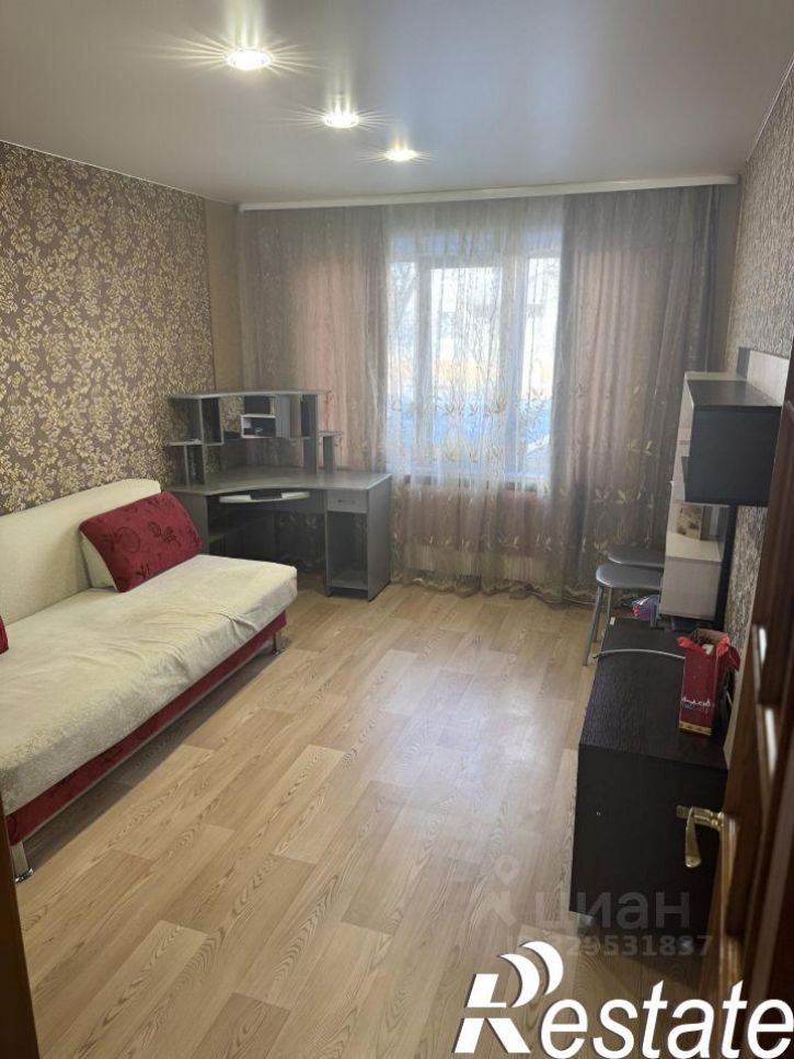 2-комн квартира улица Курчатова, 18,  д. 18