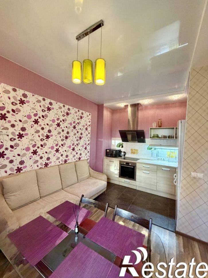 2-комн квартира улица Славского, 6А,  д. 6А