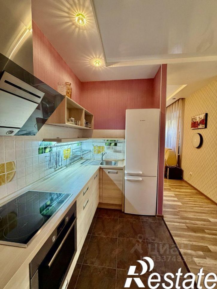 2-комн квартира улица Славского, 6А,  д. 6А
