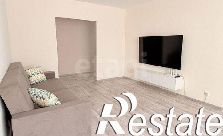 3-комн квартира улица Славского, 26,  д. 26