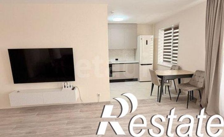 3-комн квартира улица Славского, 26,  д. 26