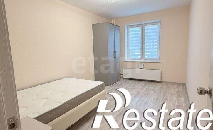 3-комн квартира улица Славского, 26,  д. 26