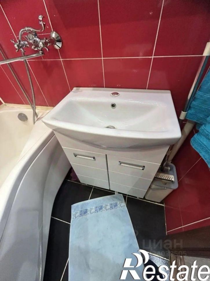 2-комн квартира Коммунистический проспект, 151,  д. 151