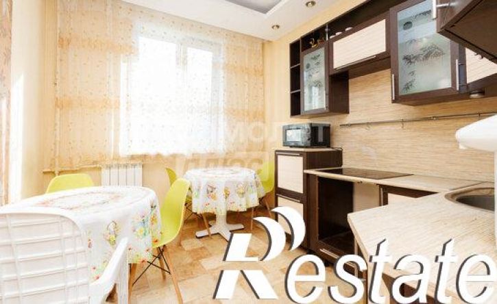 3-комн квартира улица Мира, 1А,  д. 1А