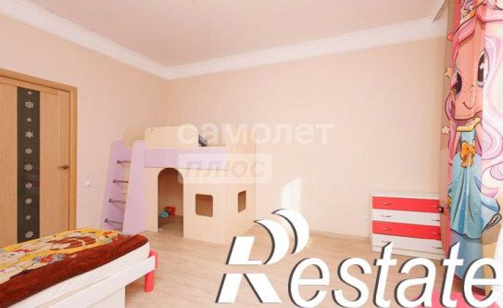 3-комн квартира улица Мира, 1А,  д. 1А