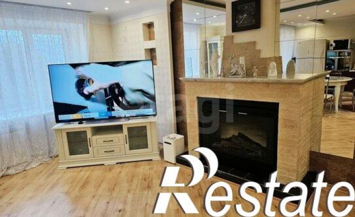 3-комн квартира улица Курчатова, 38А,  д. 38А