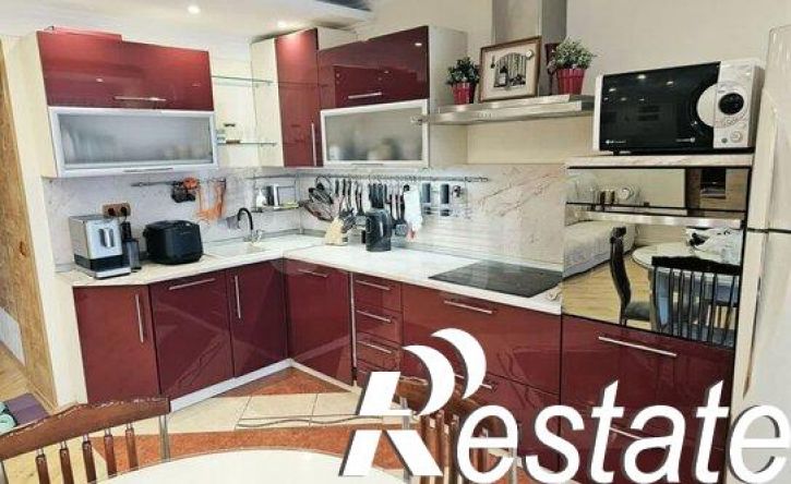 3-комн квартира улица Курчатова, 38А,  д. 38А